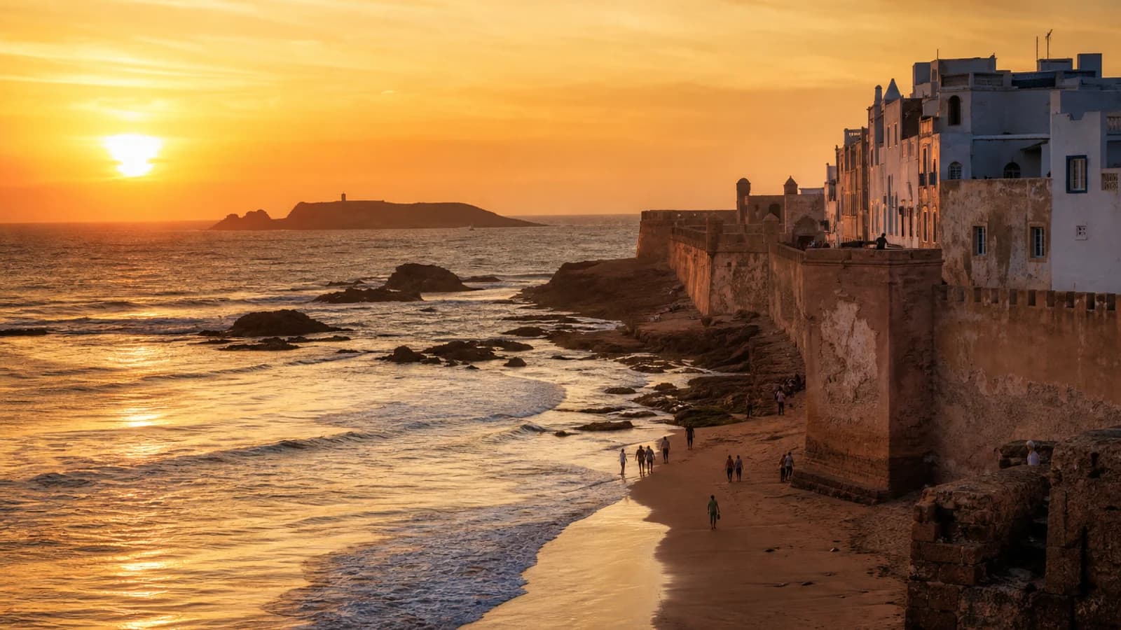 What Makes Visitors Fall in Love with the City of Essaouira?